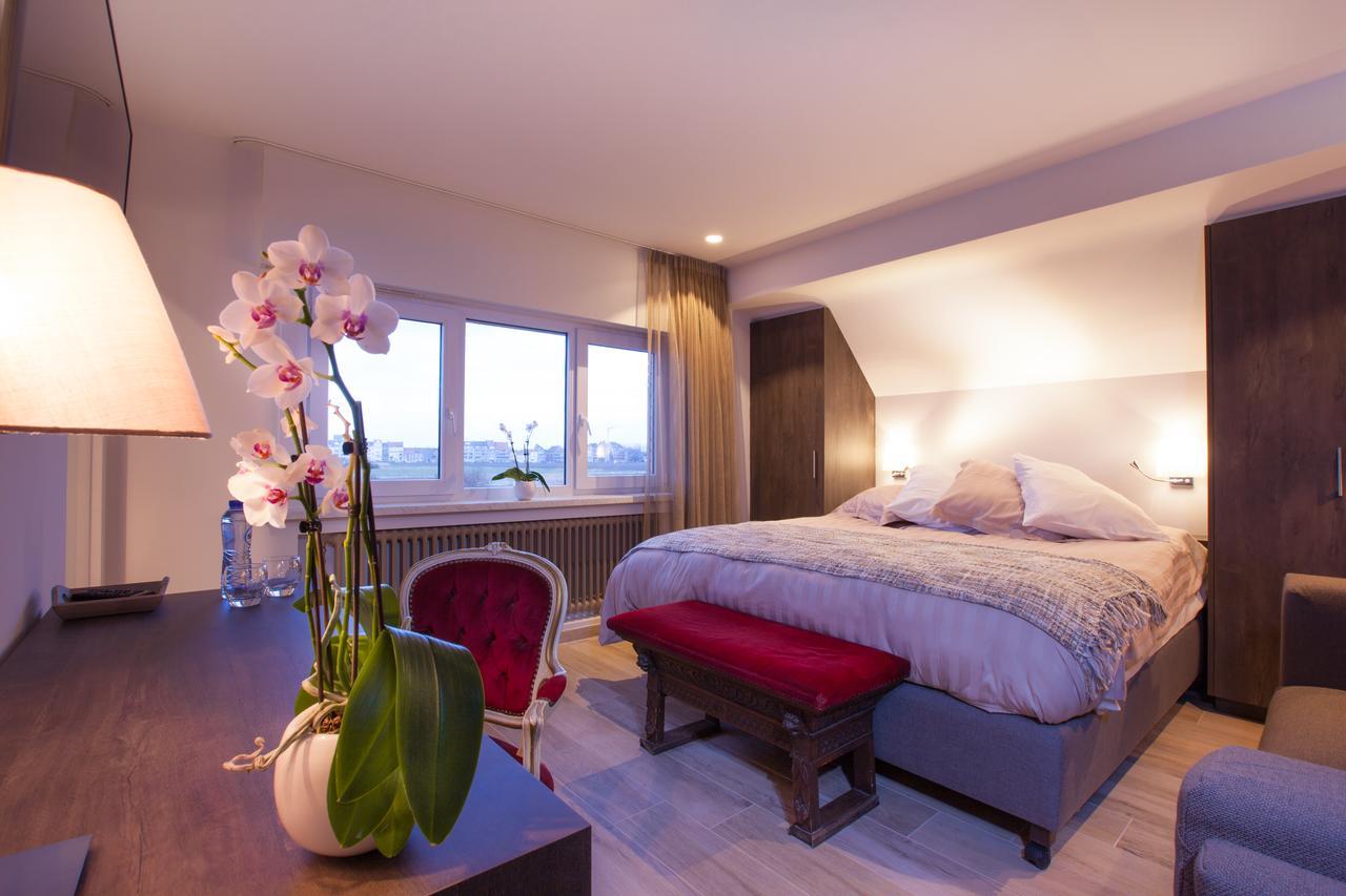 Sable D'O -Vlak Aan De Zee- Bed & Breakfast Mariakerke  Ngoại thất bức ảnh